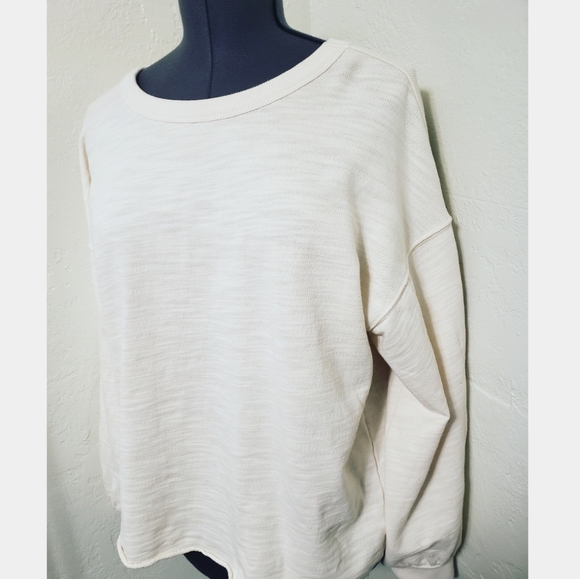 Universal Thread Sweater - Picture 2 of 6